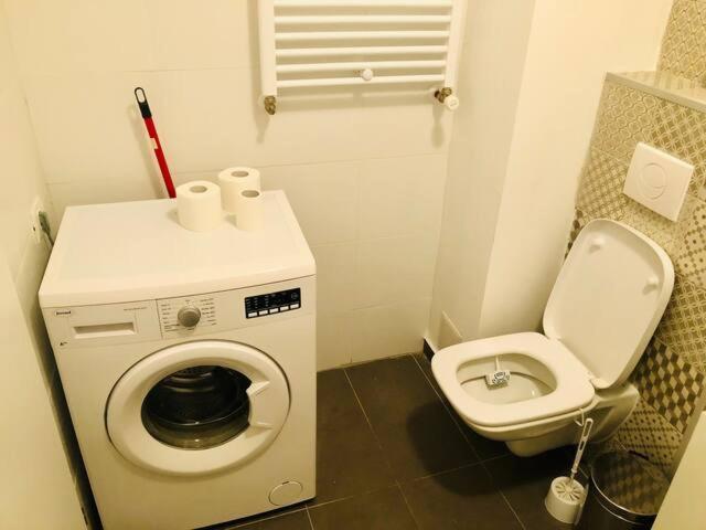 Joy City Stay Vivalia V4-5 Timisoara Exterior foto